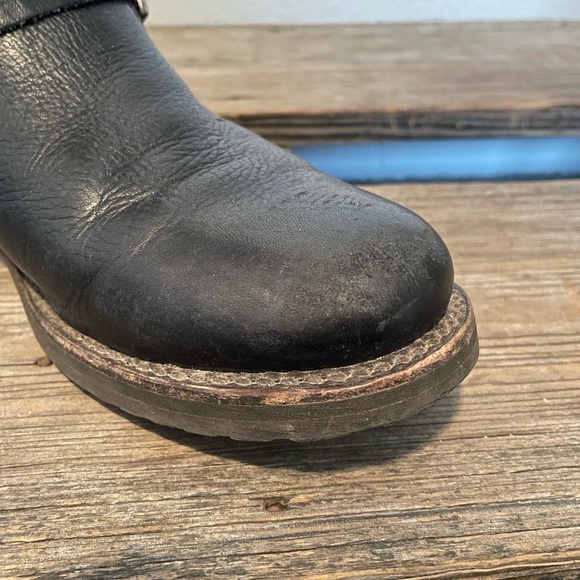 Frye Women's Veronica Short Boot - Soft Black - Picture 6 of 7